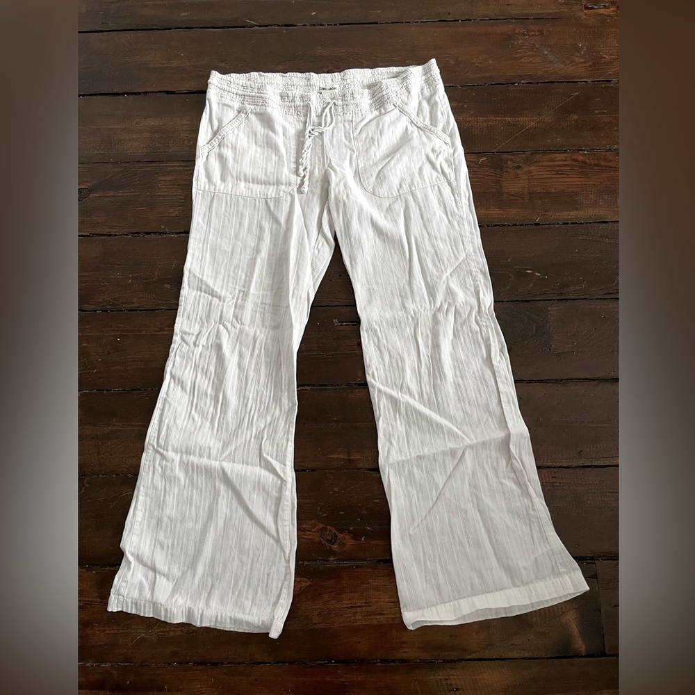 Billabong white low rise flow pants